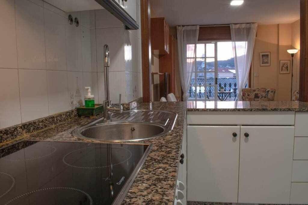 Apartamento Rodeira Vistas A La Ria Apartment Кангас де Морацо Екстериор снимка