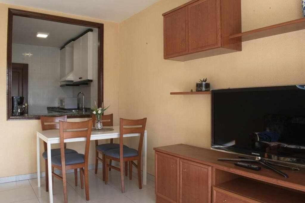 Apartamento Rodeira Vistas A La Ria Apartment Кангас де Морацо Екстериор снимка